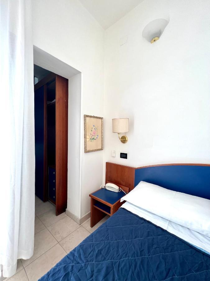 Hotel B&B Montecarlo Milano Marittima Eksteriør billede