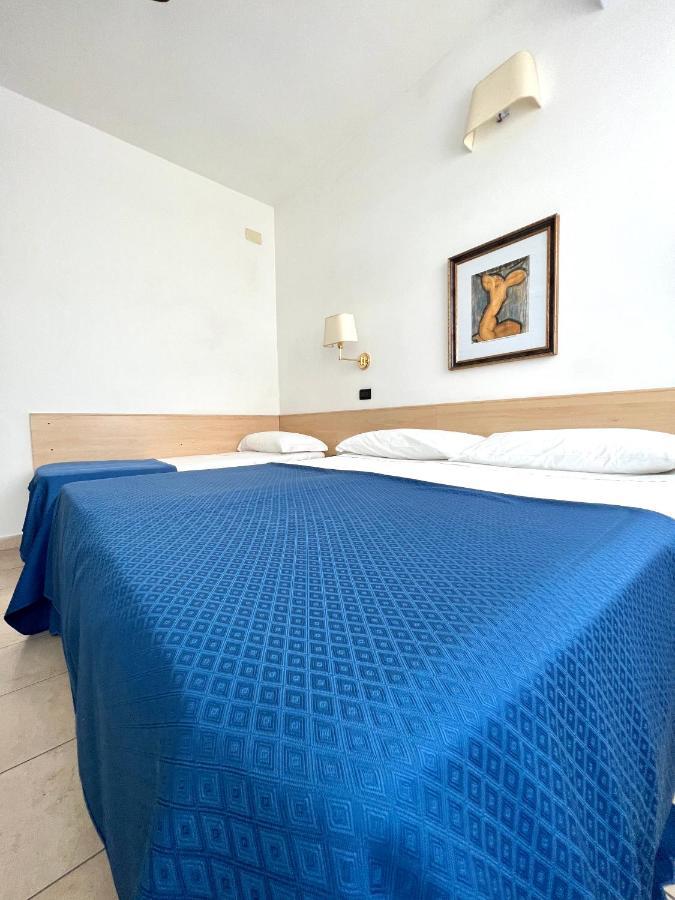 Hotel B&B Montecarlo Milano Marittima Eksteriør billede