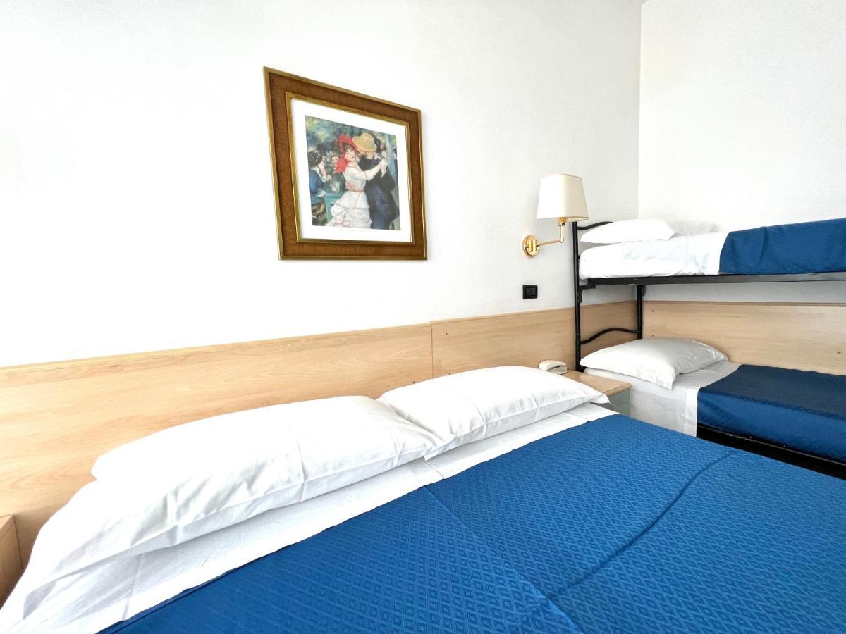 Hotel B&B Montecarlo Milano Marittima Eksteriør billede